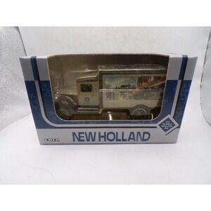 ERTL 1931 Hawkeye Truck Bank New Holland 1/34 Die-Cast Metal 360 Vintage 1995